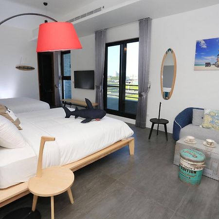 Qi Li Xiang Homestay وجي الغرفة الصورة